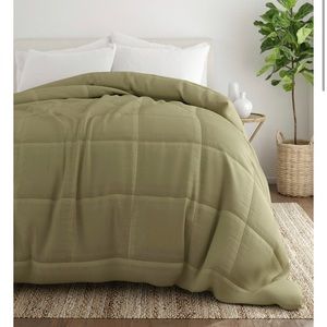 I enjoy Home Expressed Embossed Sage Checkered king